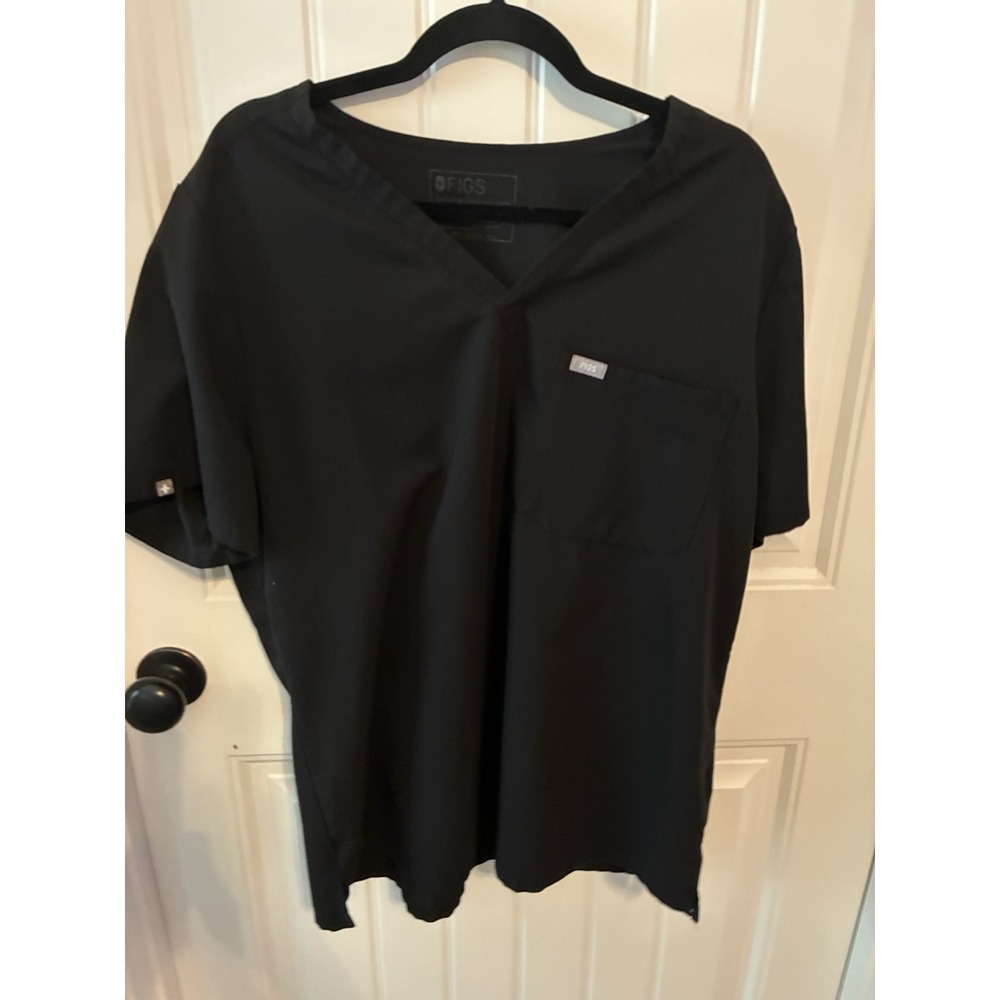 FIGS Technical Collection One V-Neck Scrub Top Chest Pocket Black 2X